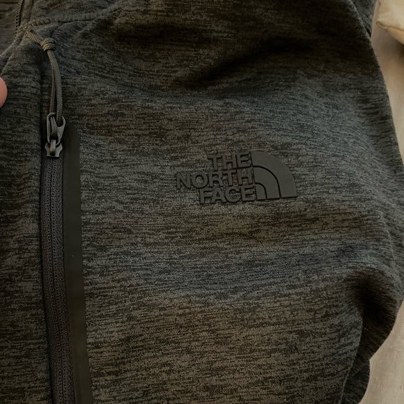 Men’s XL North Face Fleece Jacket - Picture 4 of 4